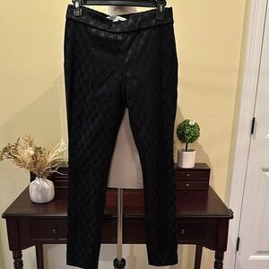 Diane Von Furstenberg Black Cropped Pants with Textured Fabric